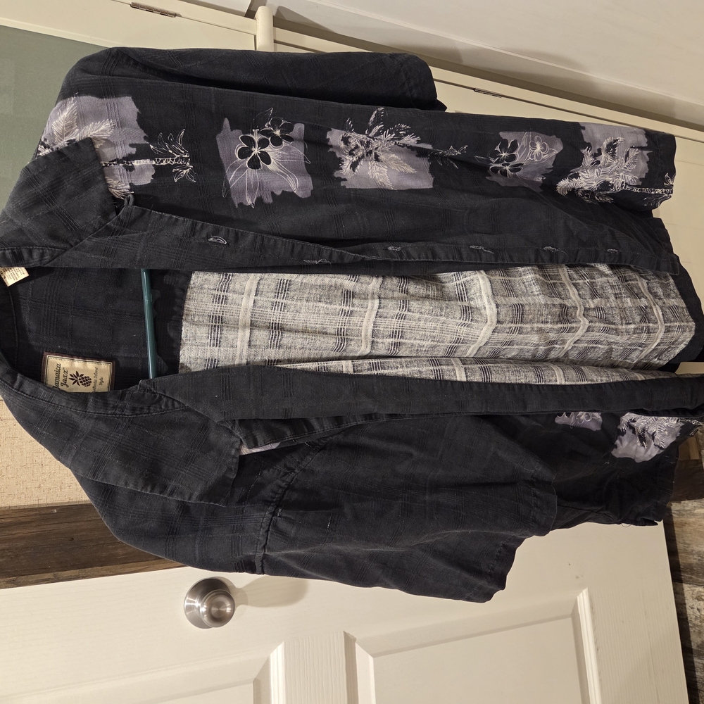 Men's Casual Button Down Shirt - Black Floral Design